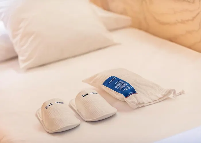 Colo Colo - Single Private Beds * سان سيباستيان